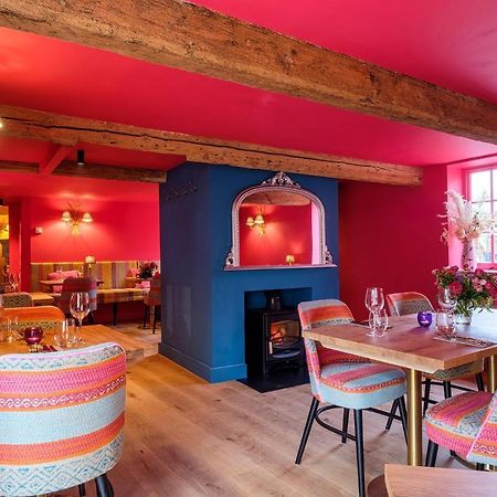 Готель The Carpenters Arms Great Wilbraham Екстер'єр фото