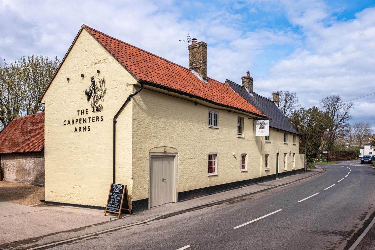 Готель The Carpenters Arms Great Wilbraham Екстер'єр фото