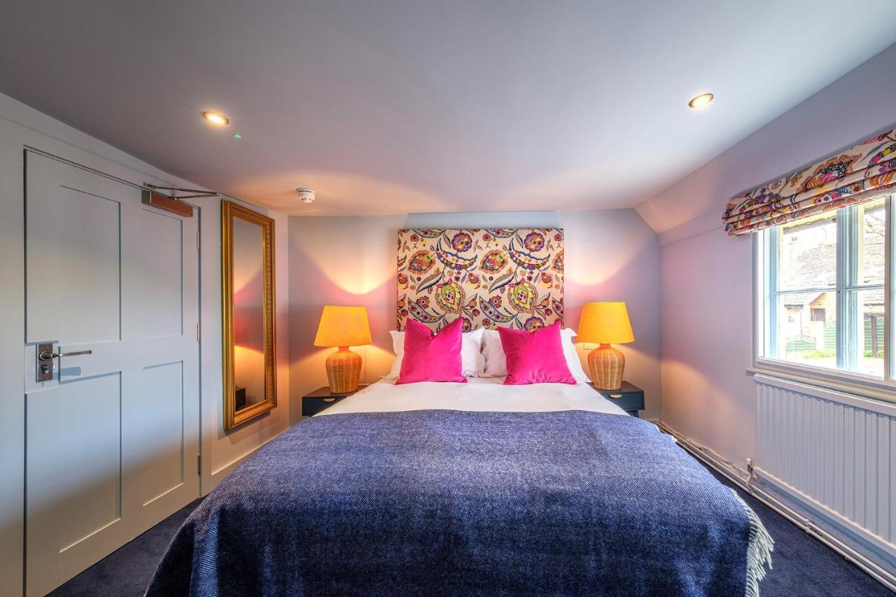 Готель The Carpenters Arms Great Wilbraham Екстер'єр фото