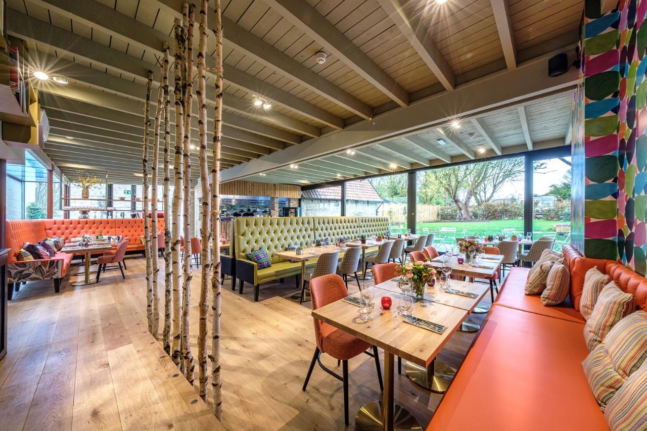 Готель The Carpenters Arms Great Wilbraham Екстер'єр фото